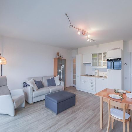 West31 With Beautiful Sea Views Apartment Oostduinkerke Bagian luar foto